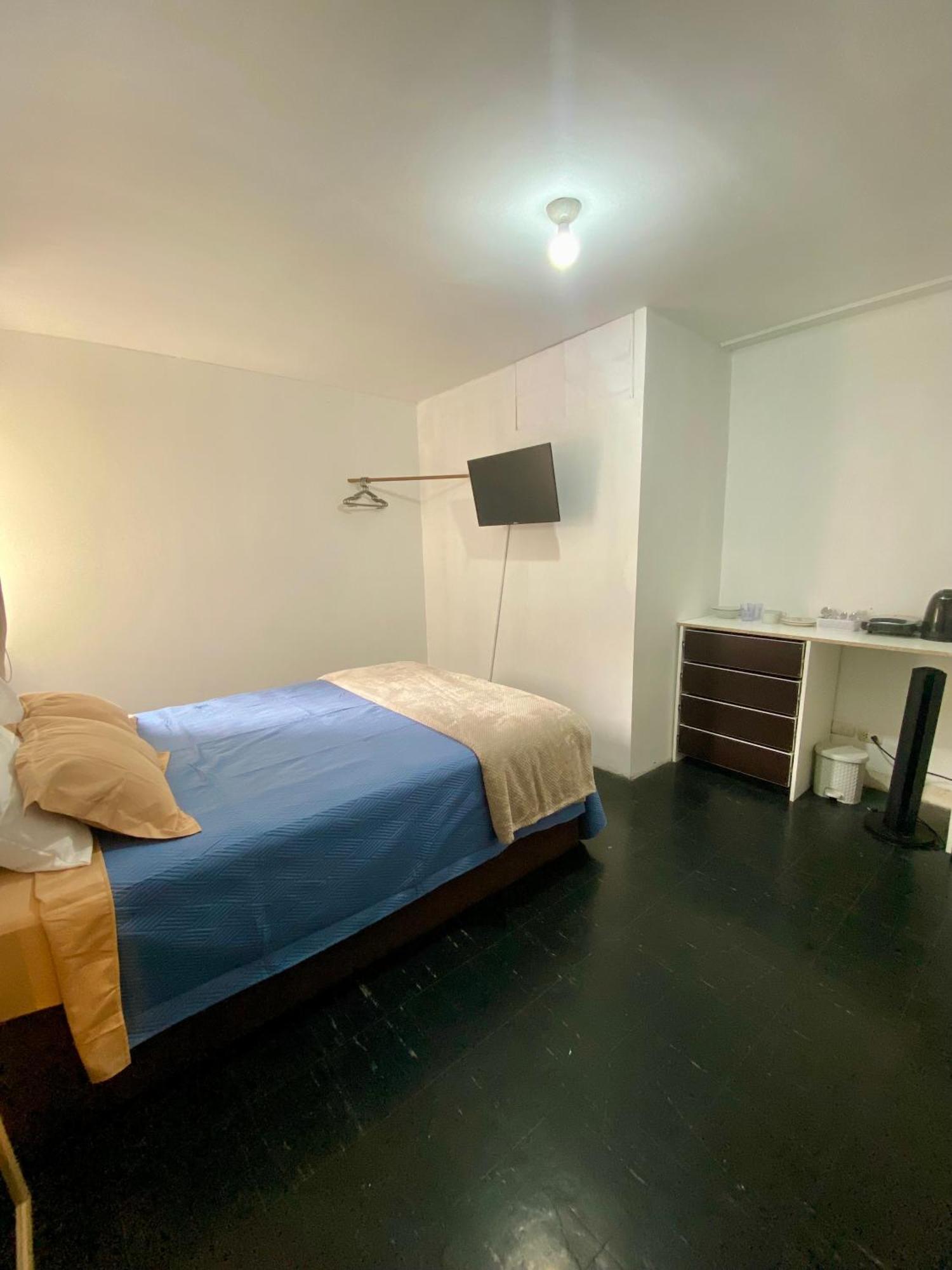 Homestay Independientes Av Larco Lima